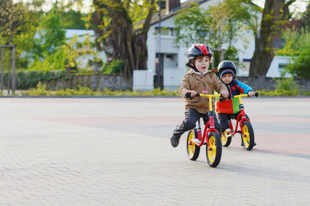 Børnecykel guide - Vores bud på de bedste børnecykler til drenge og piger (2022) 
